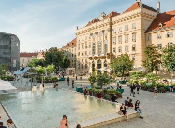'Awake' Šejle Kamerić: Jednovečernja javna svjetlosna instalacija u srcu Beča