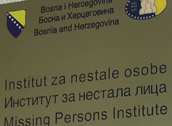 Sutra kolektivna dženaza u Vlasenici- Konačan smiraj za šest žrtava na Šehidskom mezarju Rakita