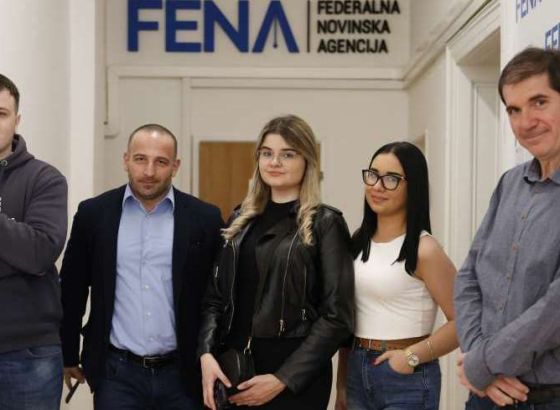 Studenti žurnalistike Univerziteta u Tuzli posjetili Fenu