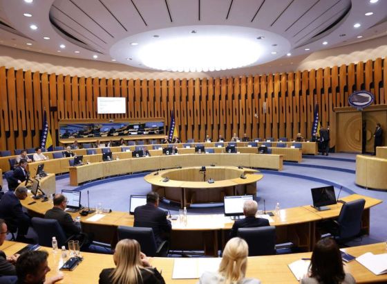 Danas hitna sjednica Doma naroda PSBiH, delegati iz SNSD-a najavili da neće doći