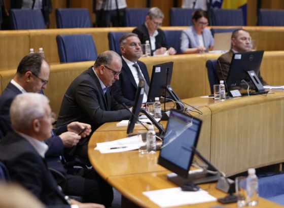 Delegatska rasprava o Zakon o ograničavanju raspolaganja imovinom rezultirala usvajanjem zakona