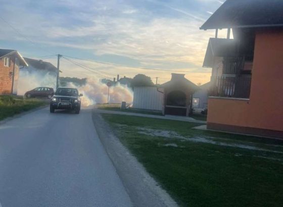 Na području Prijedora izvršeno zaprašivanje komaraca