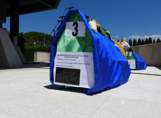 U Bratuncu sutra dženaza i ukop posmrtnih ostataka Kajtaza Salkića i žrtava iz zapaljenih kuća