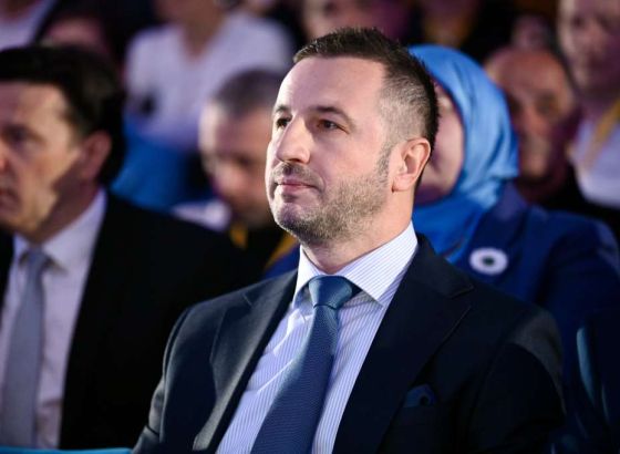 SBiH: Dodik unaprijed znao za odlazak Schmidta, predstavnici aktuelne vlasti zatečeni