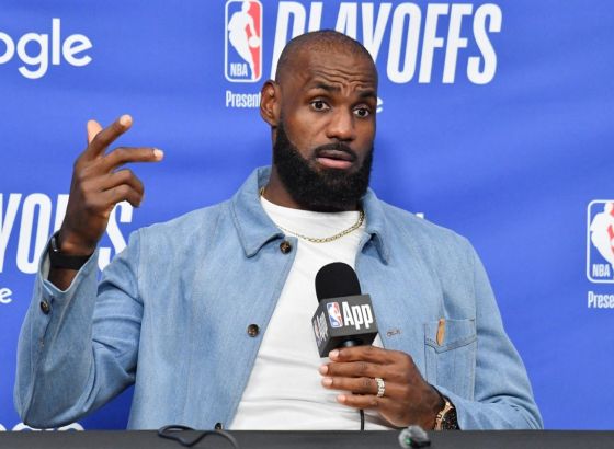 LeBron James blizu odluke o nastavku karijere, ali i odlasku iz Lakersa