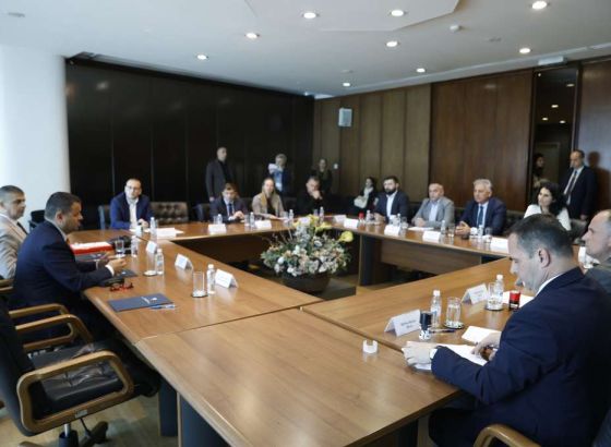 Potpisani sporazumi vrijedni 1,3 miliona KM za infrastrukturne projekte u povratničkim sredinama BiH