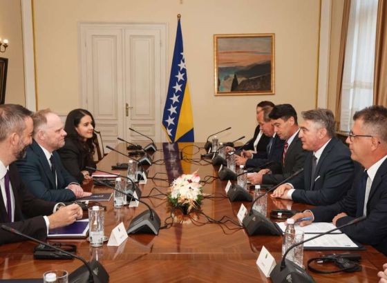 Komšić - Hamilton: Opredijeljenost NATO saveza jačanju partnerskog odnosa i saradnje sa BiH