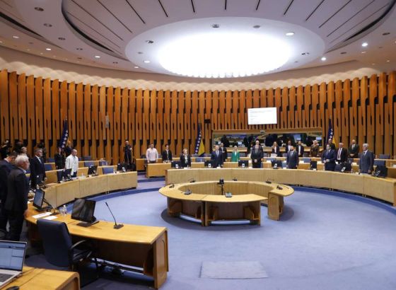 Dom naroda PSBiH usvojio izmjene zakona, vojnici ostaju u službi do 49. godine