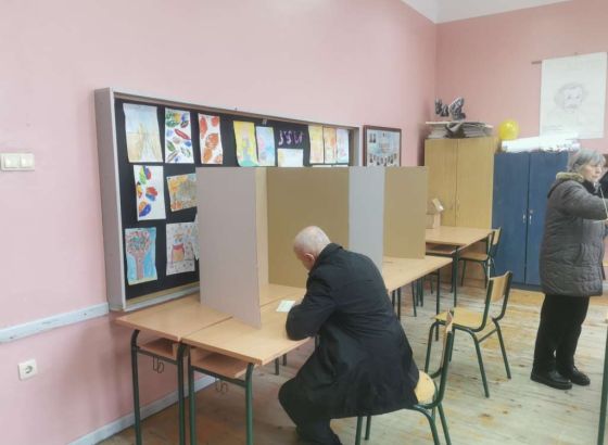 CIK: Utvrđena lista od 11.998 kandidata za predsjednike i zamjenike predsjednika biračkih odbora