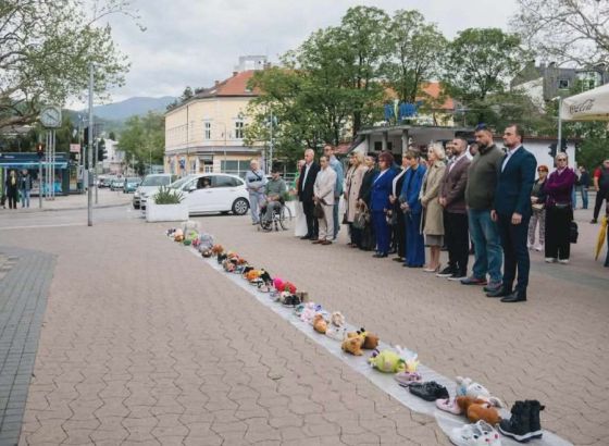 Bihać - Performansom odata počast ubijenoj djeci Bosne i Hercegovine