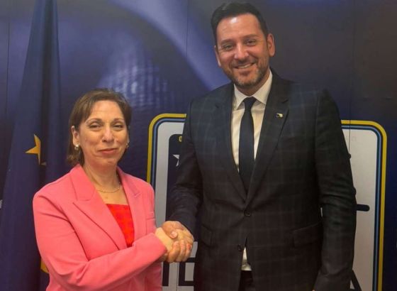 Badnjević i ambasadorica Grčke o unapređenju saradnje u oblasti digitalizacije i novih tehnologija