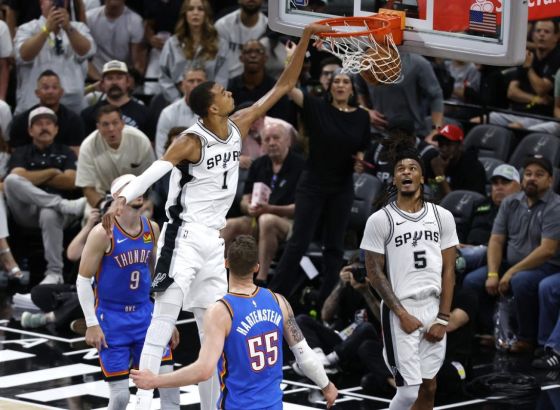 Spursi razbili NBA prvake i izjednačili u seriji na 2-2