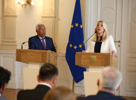 RIJEČI JEDNO, DJELA DRUGO: Cvijanović pred Costom zagovara djelovanje domaćih institucija – u praksi ih SNSD uporno blokira