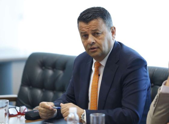Hurtić u posjeti Domu zdravlja Kladanj, grant sredstva za projekt unapređenja oralnog zdravlja Roma