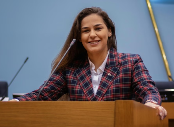 Potpredsjednica NSRS Anja Ljubojević u alkoholiziranom stanju skršila službeni auto; Evo šta je poručila iz bolnice