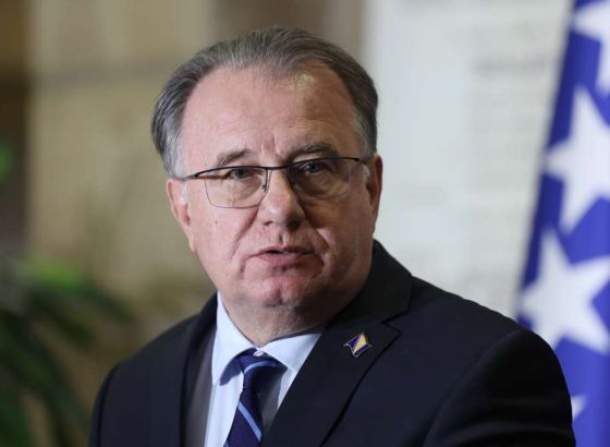 Premijer Nikšić obavijestio da će prisustvovati vanrednoj sjednici Predstavničkog doma