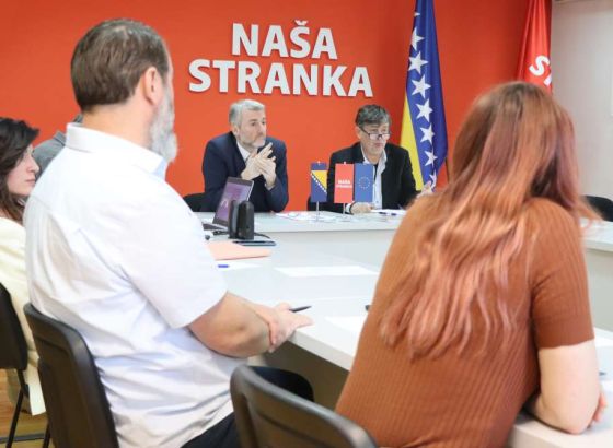 Naša stranka: SDA i HDZ pod krinkom relaksacije odnosa grade etnički podijeljenu državu