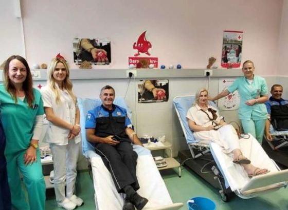 Pripadnici MUP-a USK darivali krv povodom Dana policije