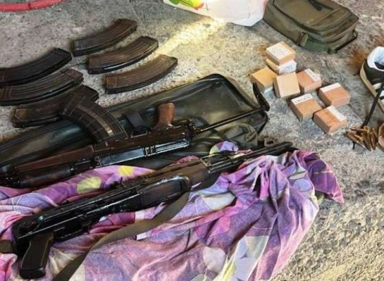 Uhapšeno 13 osoba, pronađeno oružje u pretresima u Kalesiji, Živinicama i na području RS-a