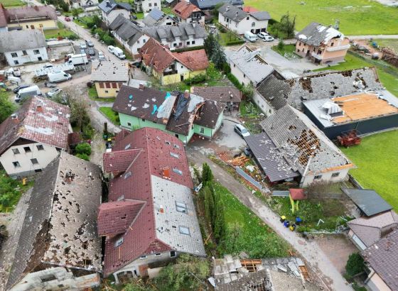 Slovenija: Gotovo 1.800 domaćinstava bez struje nakon olujnog nevremena