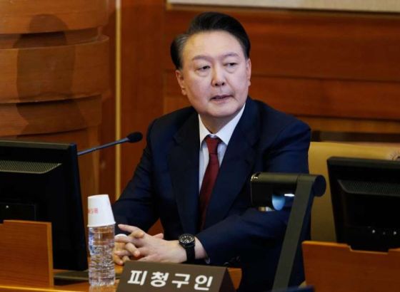 Sud u Seulu osudio bivšeg predsjednika Yoon Suk Yeola na 30 godina zatvora