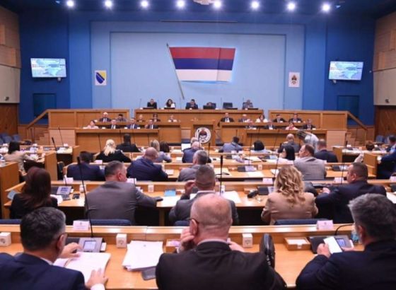 U NSRS-u rasprava o obavještenju Ustavnog suda RS-a o OHR-u i Schmidtovim odlukama