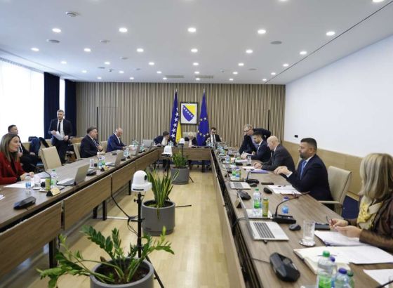 Vijeće ministara BiH danas o VSTV-u, planu razminiranja i Fondu za reformu javne uprave