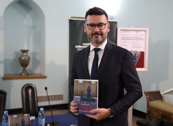 Promovirana knjiga Enisa Omerovića o međunarodnopravnom razumijevanju genocida nad Bošnjacima