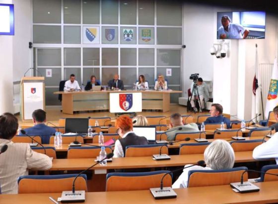 Skupština KS dala saglasnost za otkup 24.000 m kvadratnih zemljišta za proširenje groblja Vlakovo
