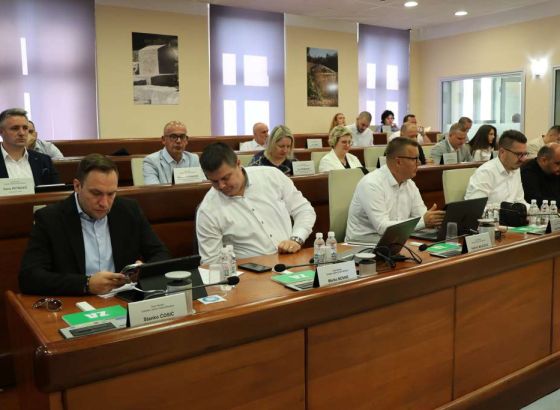 Gradsko vijeće Mostara podržalo koncesiju Zračne luke i modernizaciju Mostar busa
