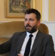 DRŽAVA ZA ROLEXE Zuhrić oštro kritikovao zastoj na izgradnji autoputa: Svaki dan gubimo 180 hiljada eura, a ljude liječimo ...