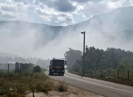 Požar kod deponija Uborak uspješno lokaliziran i stavljen pod kontrolu
