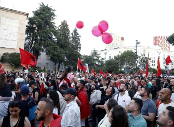 Nasilni sukobi u Tirani zbog izgradnje odmarališta povezanog s Trumpovom porodicom