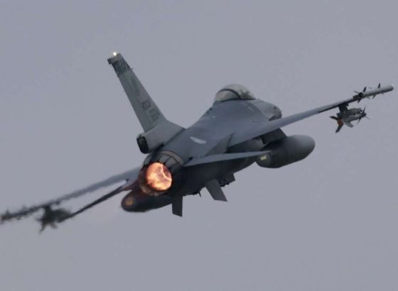 Britanija presrela dva ruska aviona iznad Norveškog mora