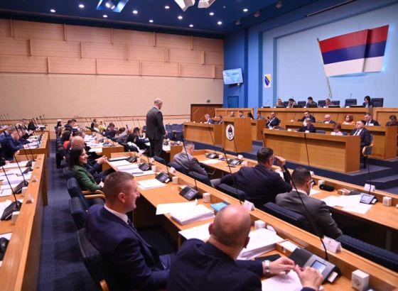 NSRS: Svi podržavaju veće plate, za opoziciju to je i predizborna kupovina socijalnog mira