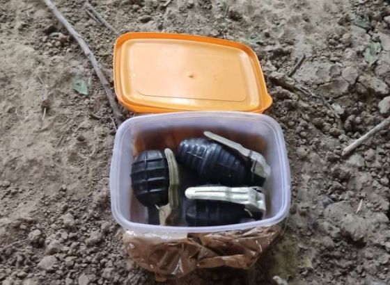 U Brčkom pronađene tri ručne bombe, djeca ih otkrila ispod mosta tokom igre