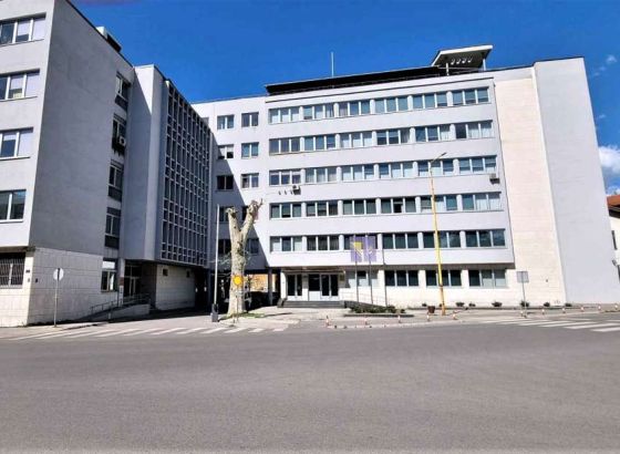 Određen pritvor Dušanu Laziću zbog sumnje na psihičko nasilje i spolno uznemiravanje