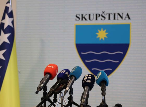 Predsjedatelj Skupštine HNŽ-a osudio vandalski čin na mezarju u Liska parku