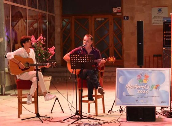 Mostarsko ljeto: Održan koncert Pjevajte s nama