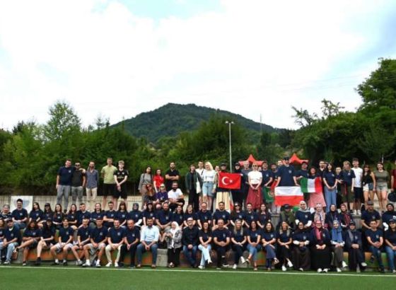 U Potočarima počeo 21. EMMAUS Međunarodni omladinski radni kamp uz učešće volontera iz 13 zemalja