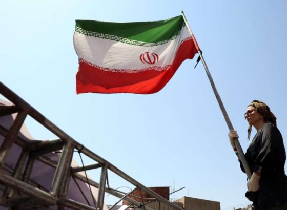 Iran prijeti blokadom vitalnih morskih puteva nakon što je Trump naredio obnovu blokade Irana