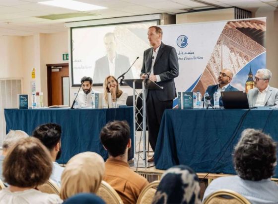 Englesko izdanje 'Islam između Istoka i Zapada Alije Izetbegovića predstavljeno u Londonu i Bradfordu