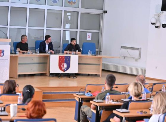 Sastanak u Vladi KS uoči 32. SFF-a - Produženo radno vrijeme ugostiteljskih objekata, bez vatrometa