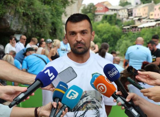 460. Skokovi sa Starog mosta: Evald Krnić odbranio titulu, Igoru Kaziću 11. naslov pobjednika