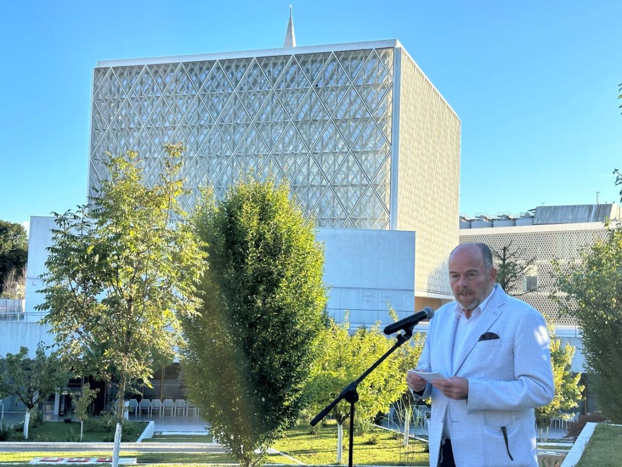 ljubljana-ceski-ambasador-izlozba-1.jpg